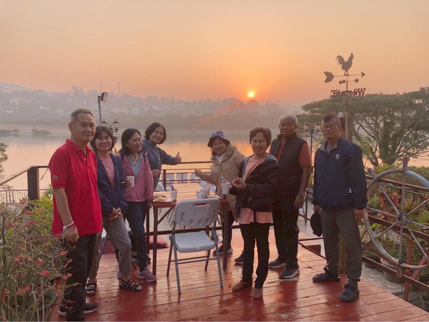 Day Waterfront Hotel Chiang Khong Luaran gambar